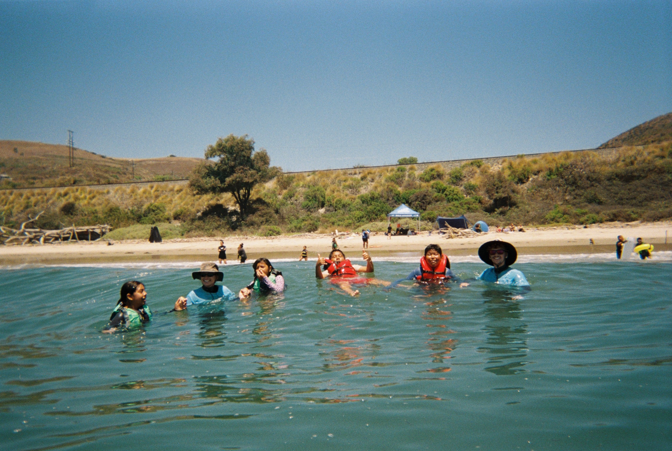 Kids learning marine science with Sea League